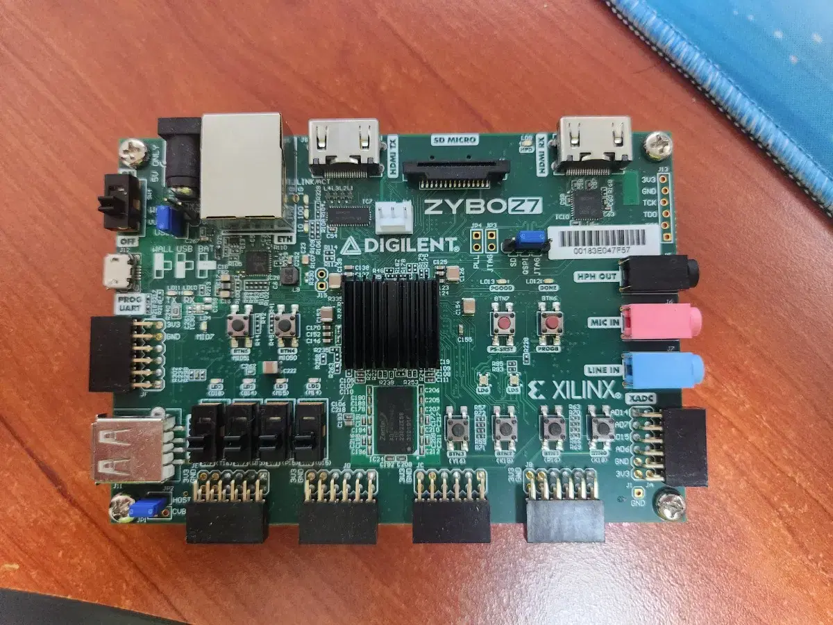 ZYNQ zybo z7 20 보드 팝니다