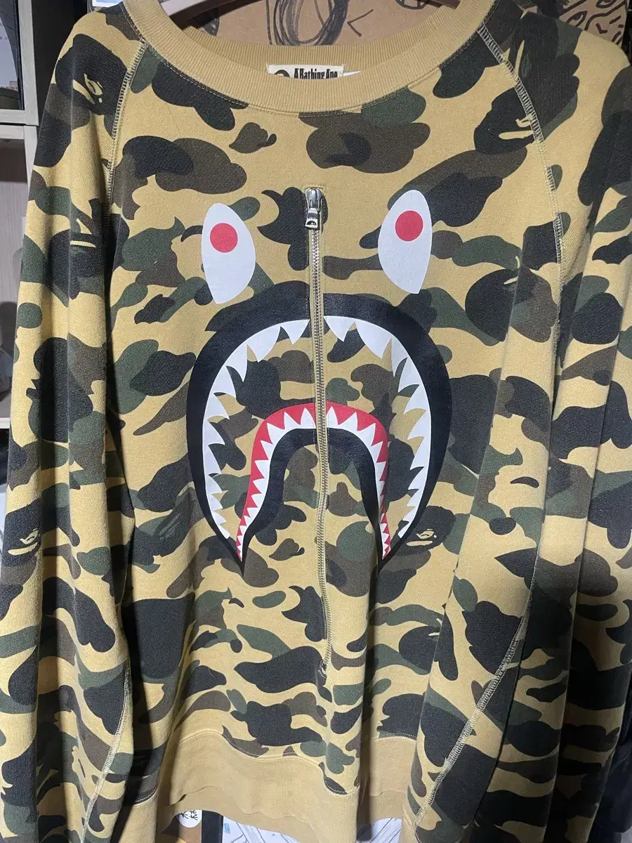 베이프 bape 황계 맨투맨 11만원에 팝니다 상태 좋음 2XL