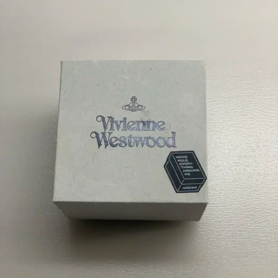 비비안웨스트우드 vivienne westwood 미니 바스 릴리프 목걸이