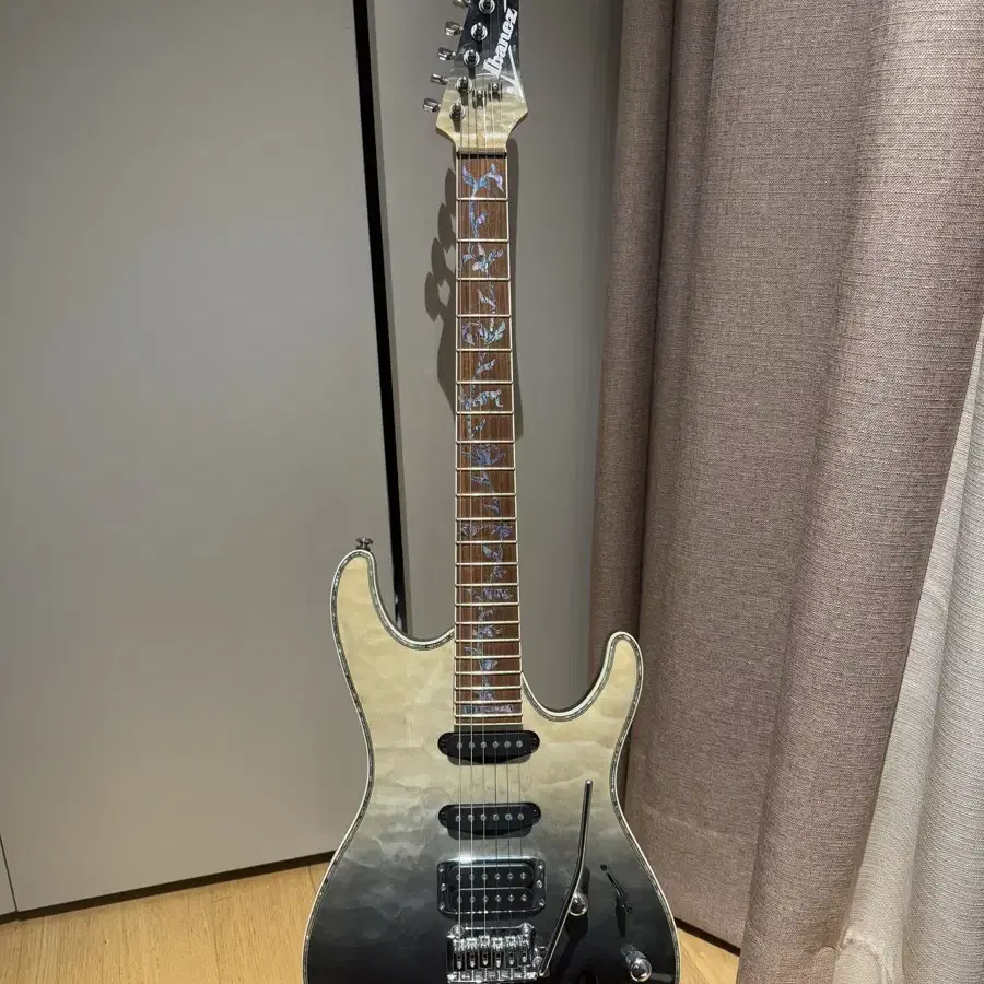 [급처] Ibanez 아이바네즈 SA360NQM 일렉기타 팔아요