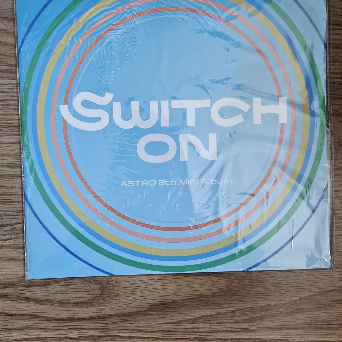 아스트로 SWICH ON LP 포스터