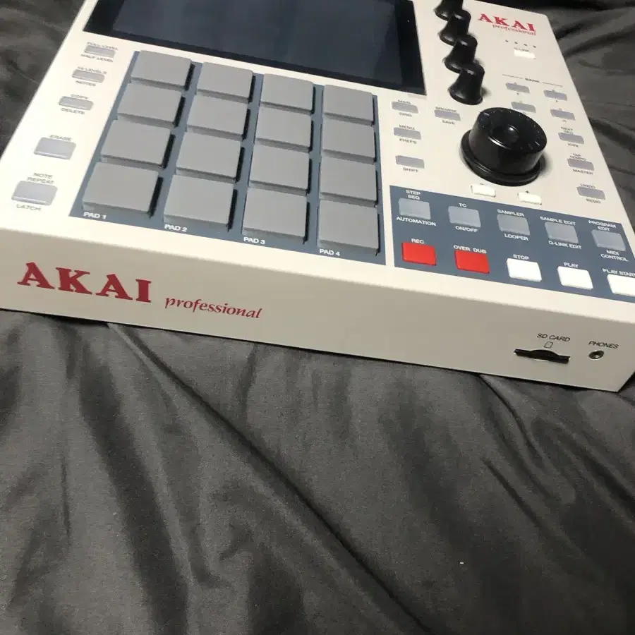 AKAI MPC ONE 레트로 에디션 풀박