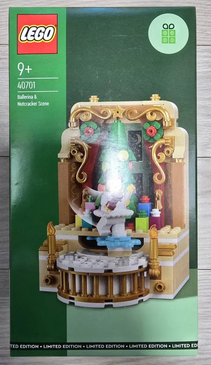 LEGO 40701 The Ballerina and the Nutcracker doll Scene