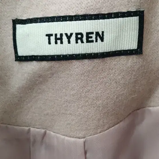 THYREN 뽀글이 자켓