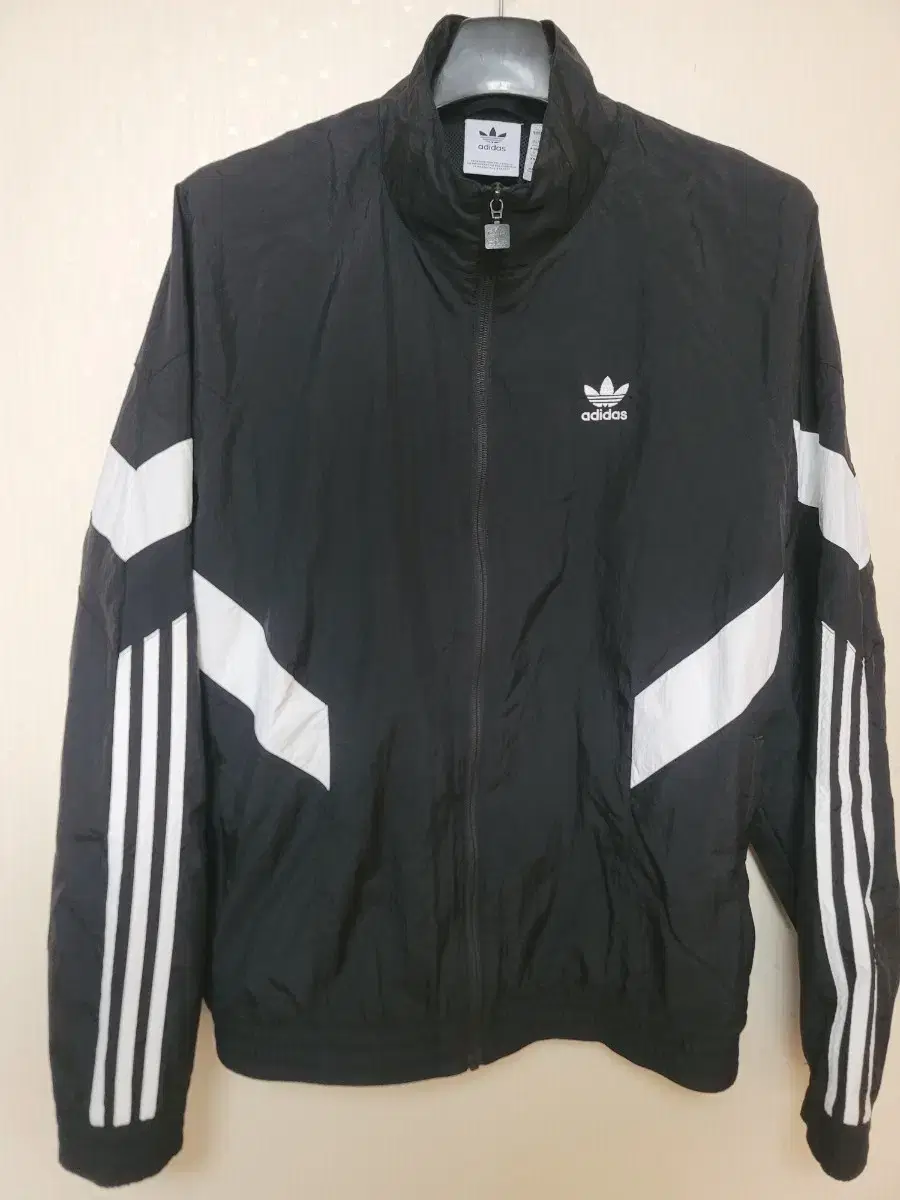 adidas Archive Woven Track Jacket L