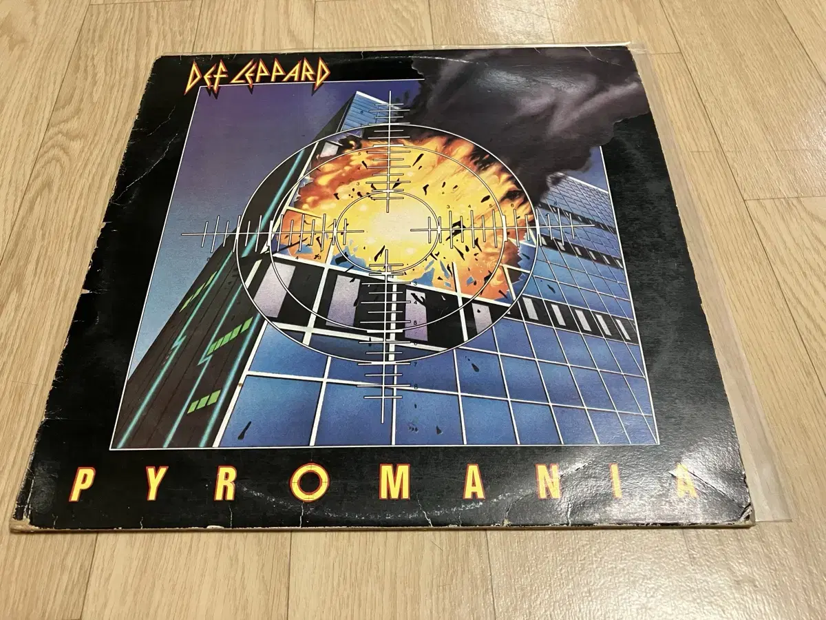 DEF LEPPARD PYROMANIA lp