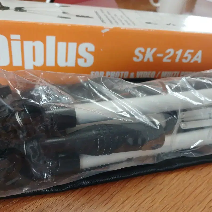 디지털카메라 삼각대 Diplus sk215a