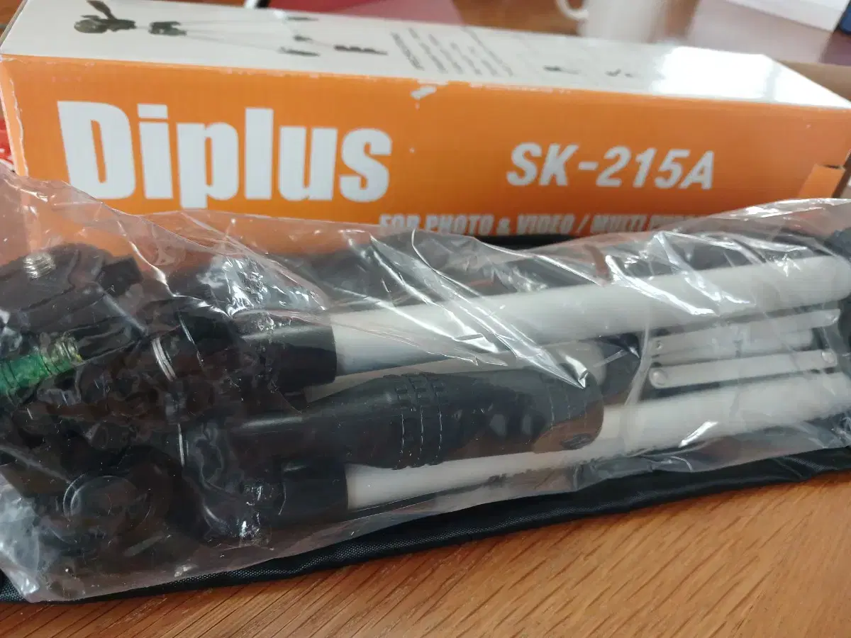 디지털카메라 삼각대 Diplus sk215a