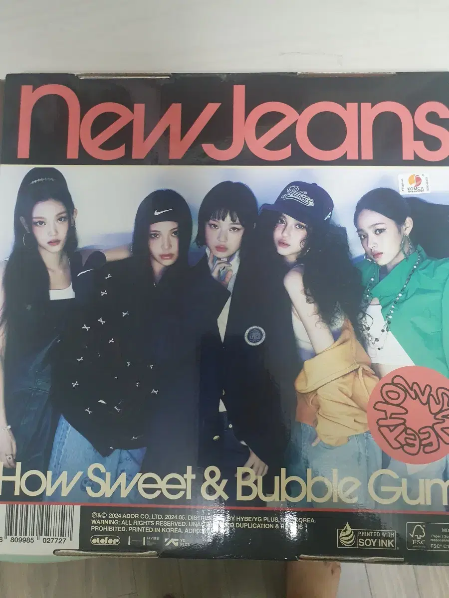 New Jeans Album HOW'S WET BUBBLE GUM