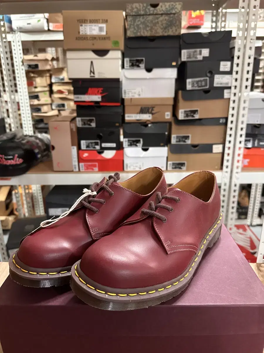 닥터마틴 1461 made in England Oxblood red