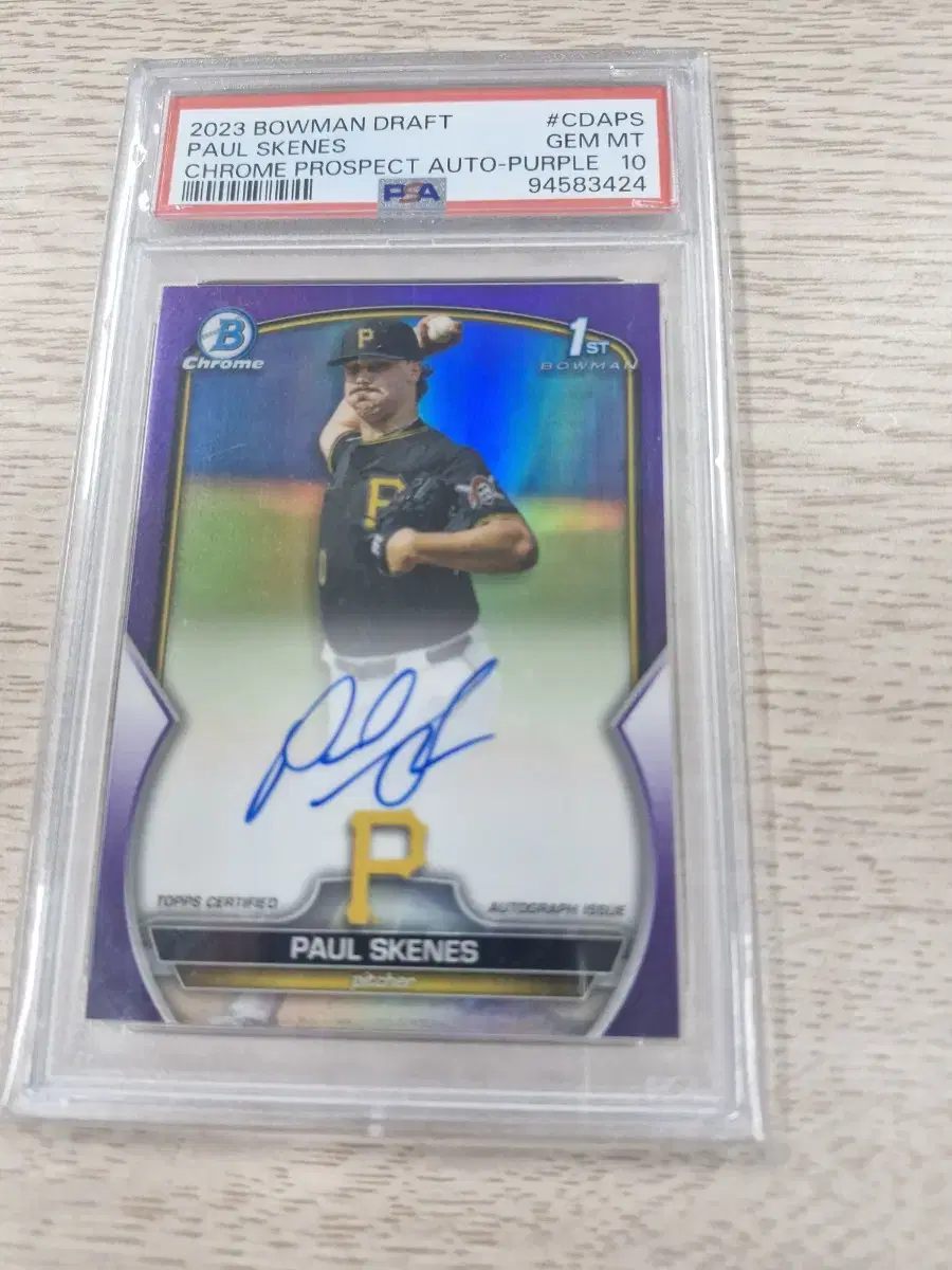 Paulskins Auto kard is selling