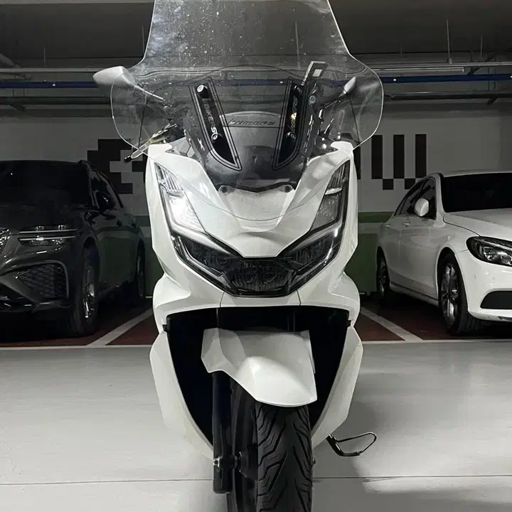 pcx125 23년식 1만5천키로 팝니다