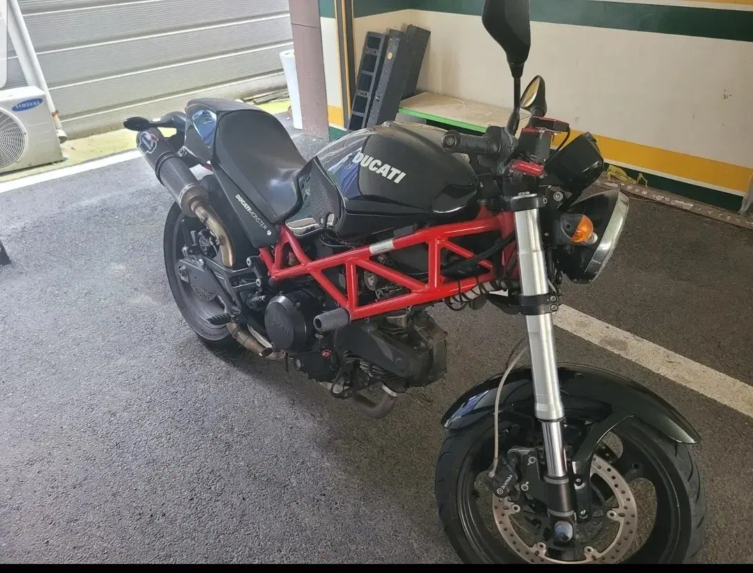 두가티700cc