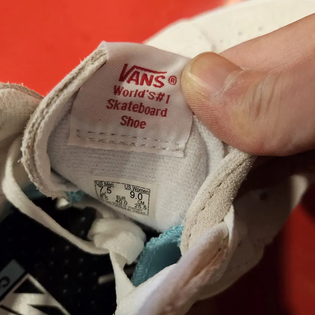 (새상품)반스(Vans) 컴피쿠시 스케이트 스니커즈 255