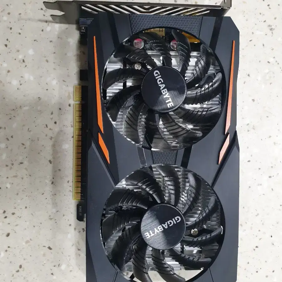 기가바이트 gtx1050 그래픽카드