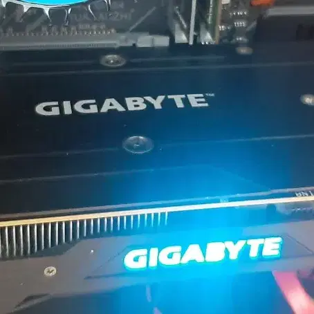 그래픽카드 gtx1080 8g