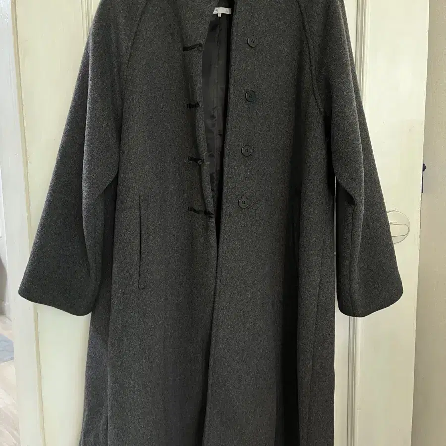 (미세키서울) Hoodie long duffle Coat CHARCOAL