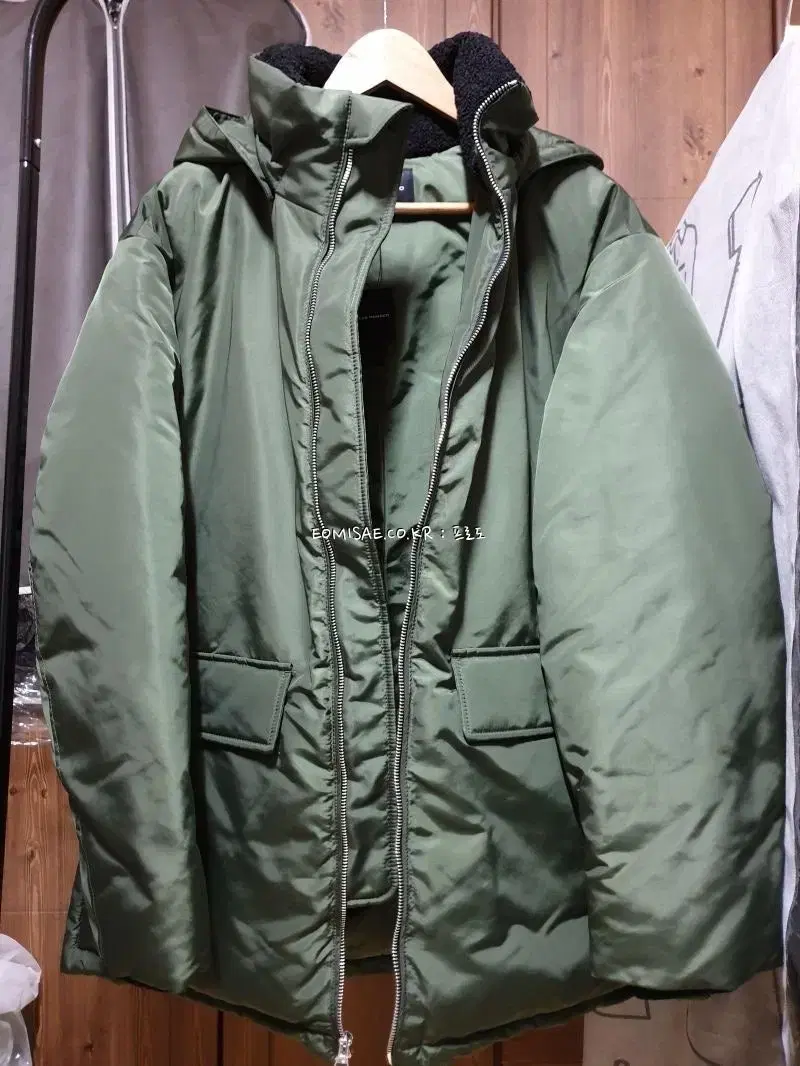 클럽모나코 다운 puffer 자켓