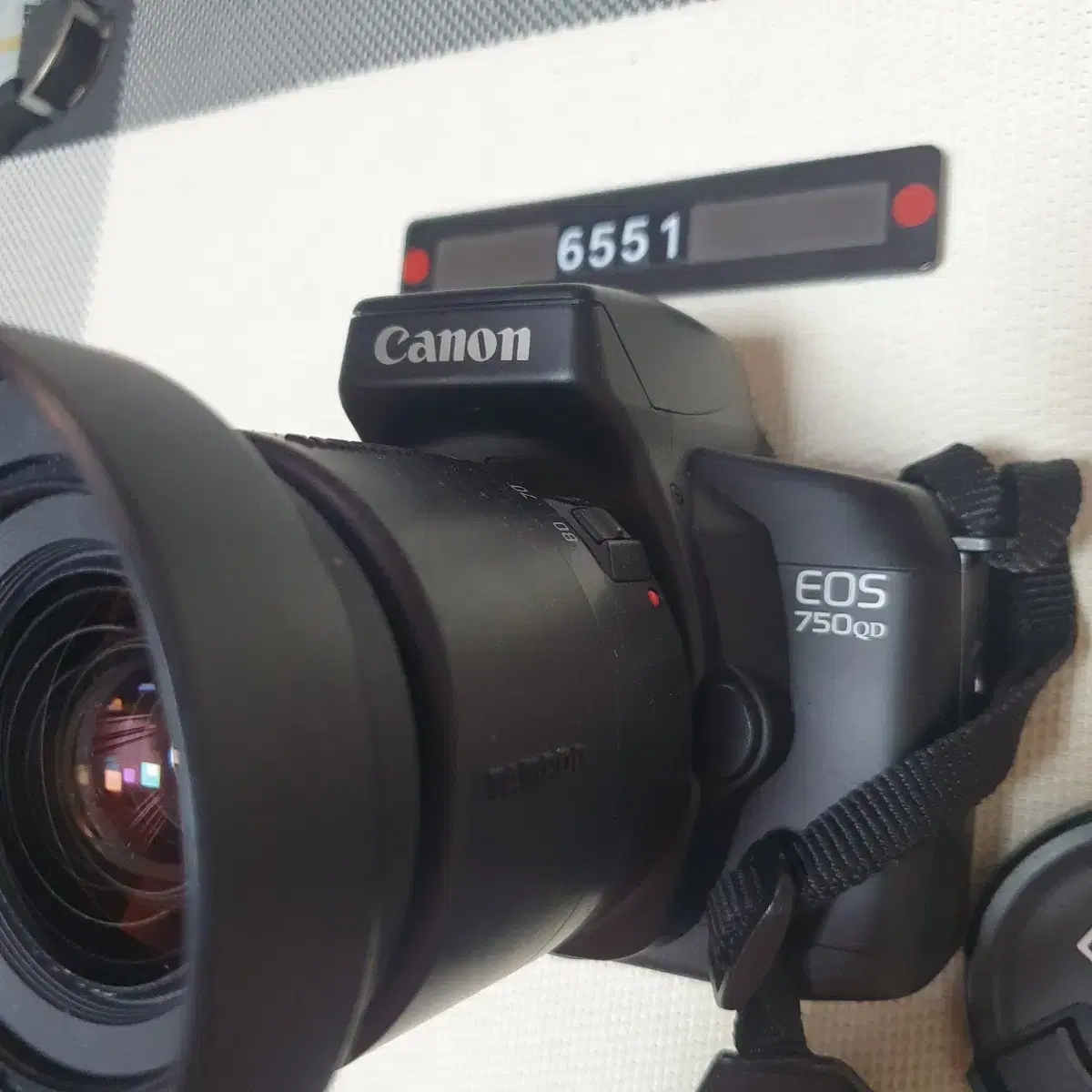 캐논 EOS 750 QD 필름카메라 28-80 광각줌렌즈 장착