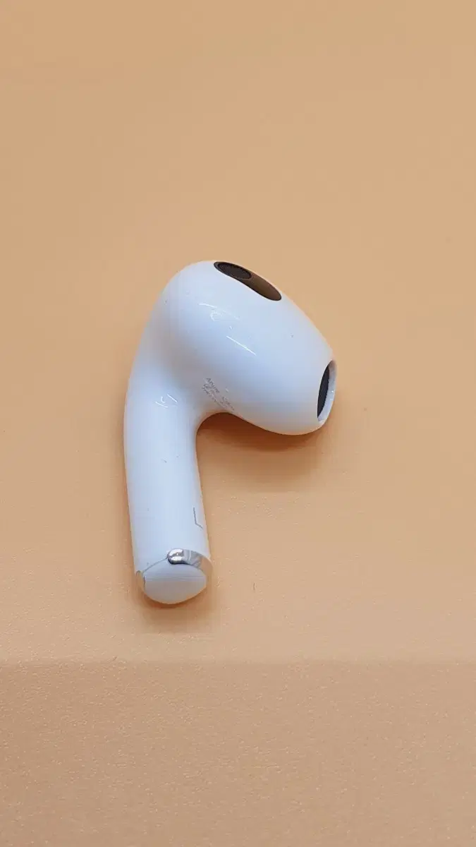 AirPods 3rd Gen L-unit, 5E135 (hr1~)