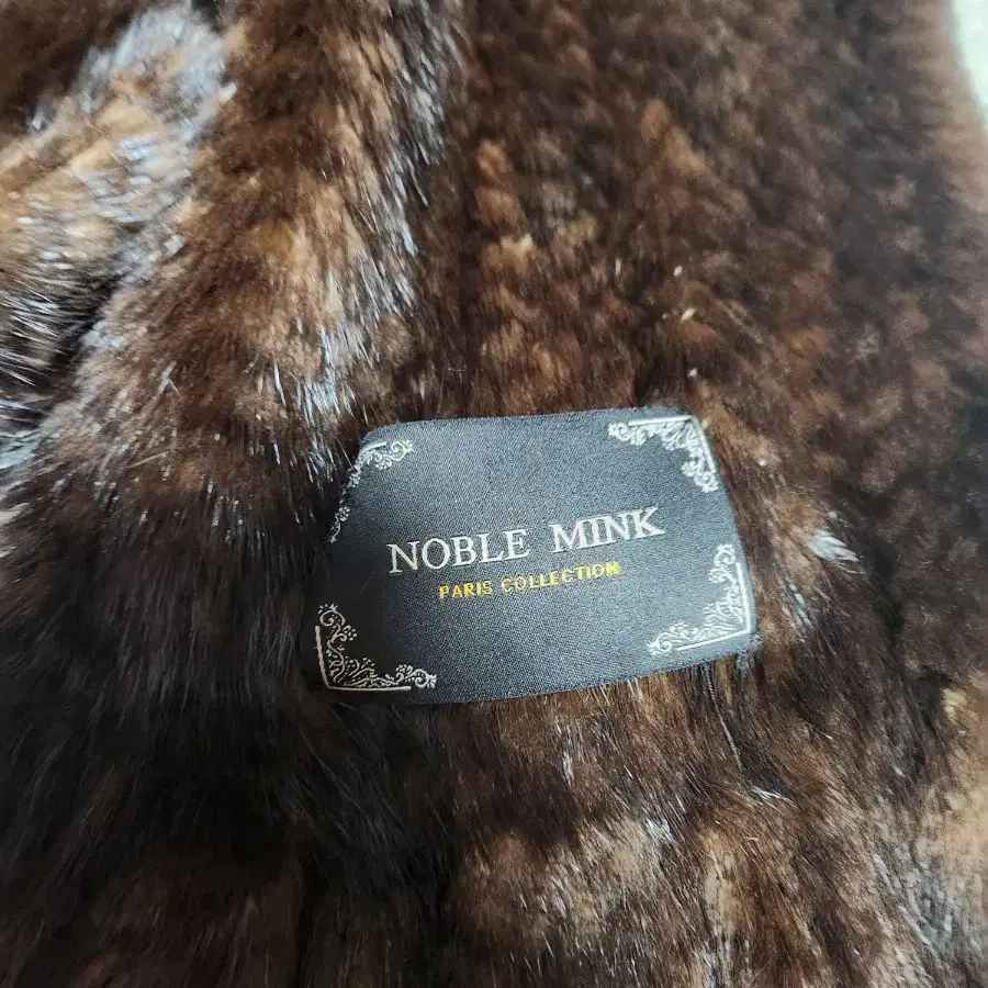 노블 NOBLE MINK 밍크 목도리