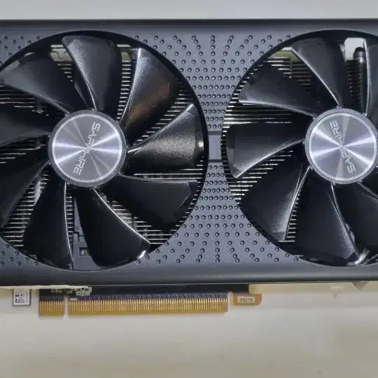 라데온 사파이어 펄스 RX570 4GB