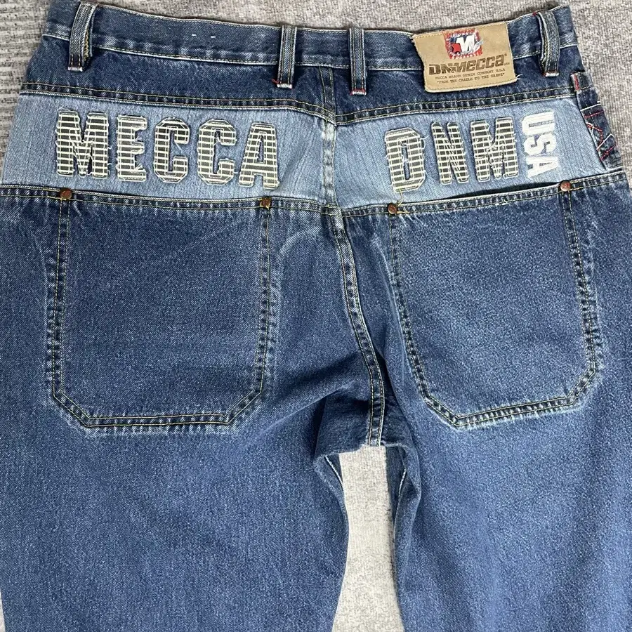 90s vintage Mecca hiphop