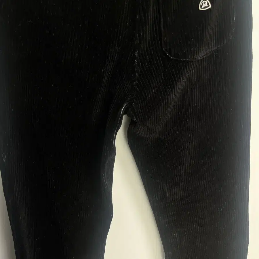 다이애그널 코듀로이 밴딩 팬츠CORDUROY BANDING PANTS