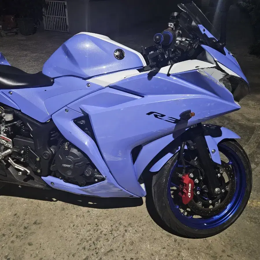 yzf r3. 17년식 팝니다