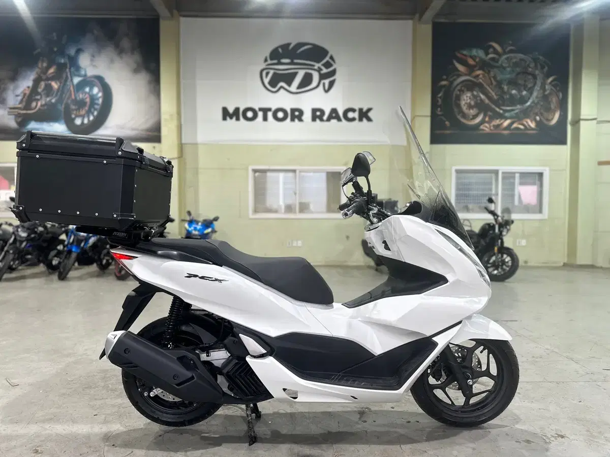 혼다 PCX125ABS 24년 34KM 신차급 풀옵션 저렴하게 판매