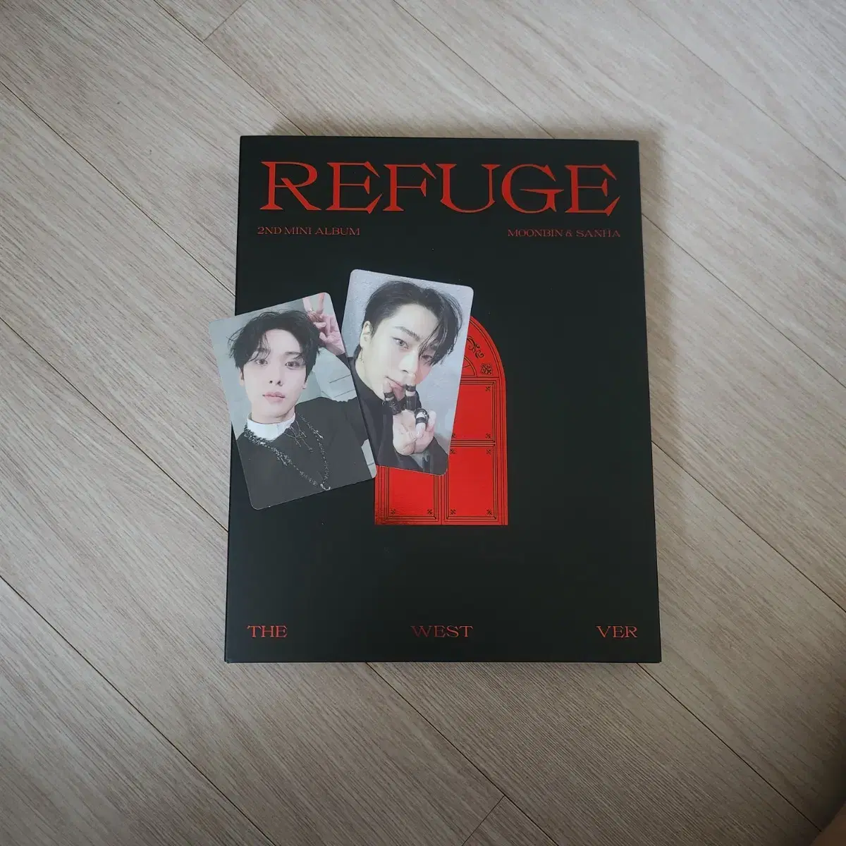 문빈산하 refuge 앨범,포카