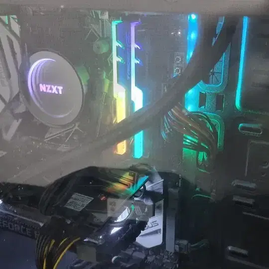 컴퓨터 본체팝니다(I7-8700K RTX2060)