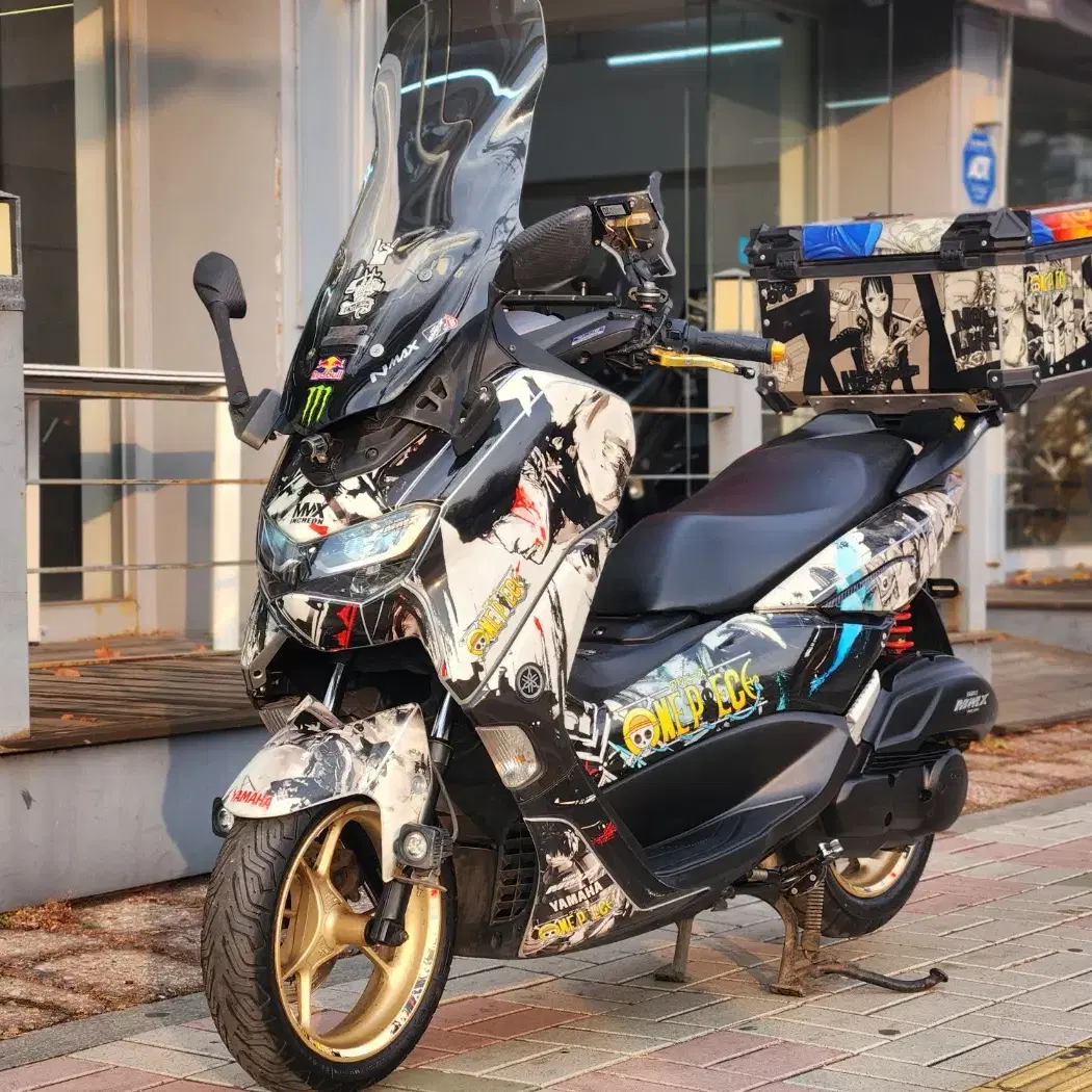 2021년식 야마하 NMAX125 ABS 원피스풀데칼 판매합니다.