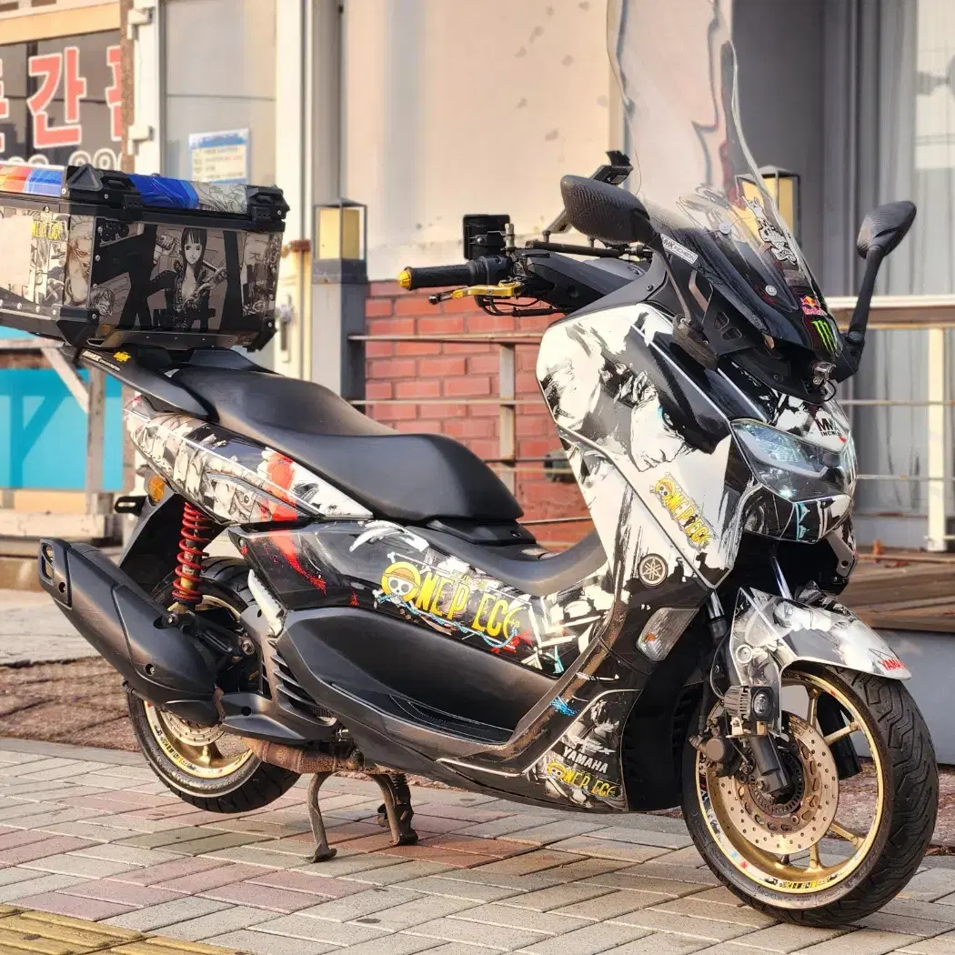 2021년식 야마하 NMAX125 ABS 원피스풀데칼 판매합니다.