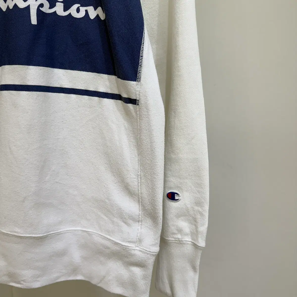 CHAMPION REVERSE WEAVE 화이트 맨투맨