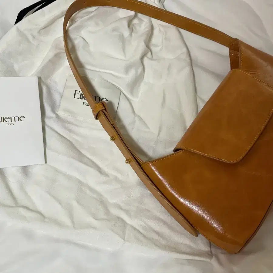 Elleme 엘렘 envelope shoulder bag