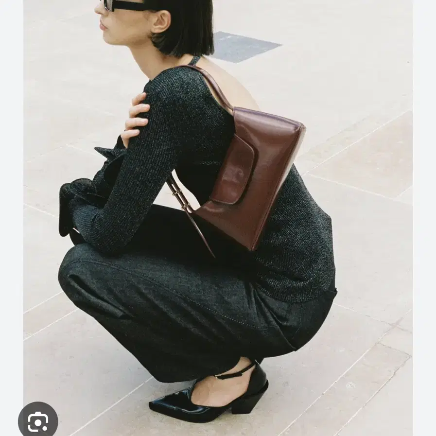 Elleme 엘렘 envelope shoulder bag