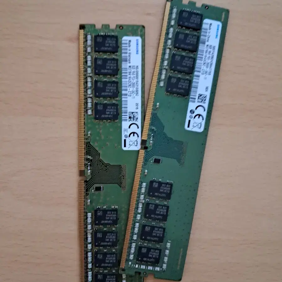 삼성 ddr4 16gb(8gb x 2)램 팝니다