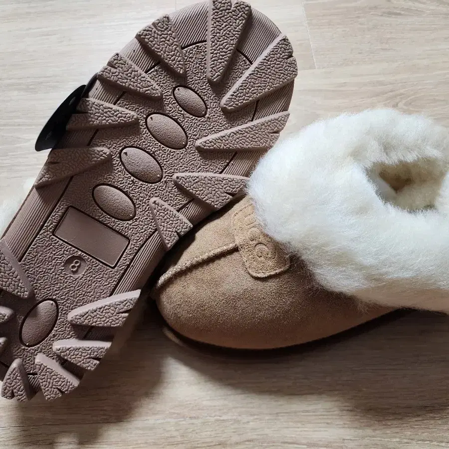 호주 어그 UGG 슬리퍼 체스트넛 색상 EU39 약 245mm