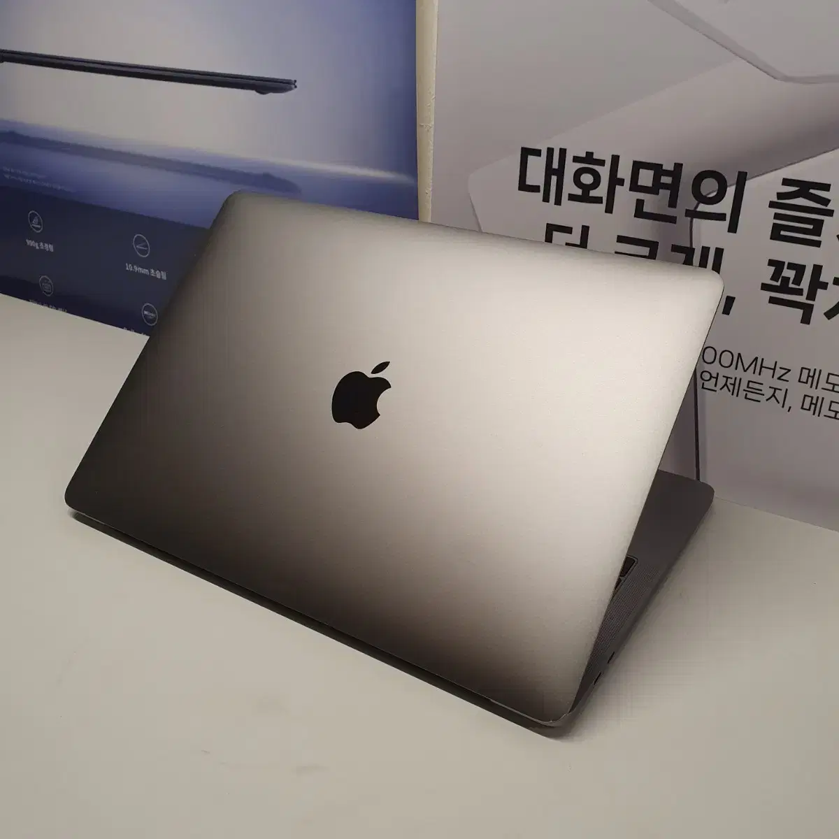 2017 맥북프로 터치바 i5, ssd512GB, ram16GB 노트북