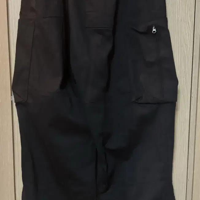 해칭룸 Zip Cargo Work Pants Black 4사이즈