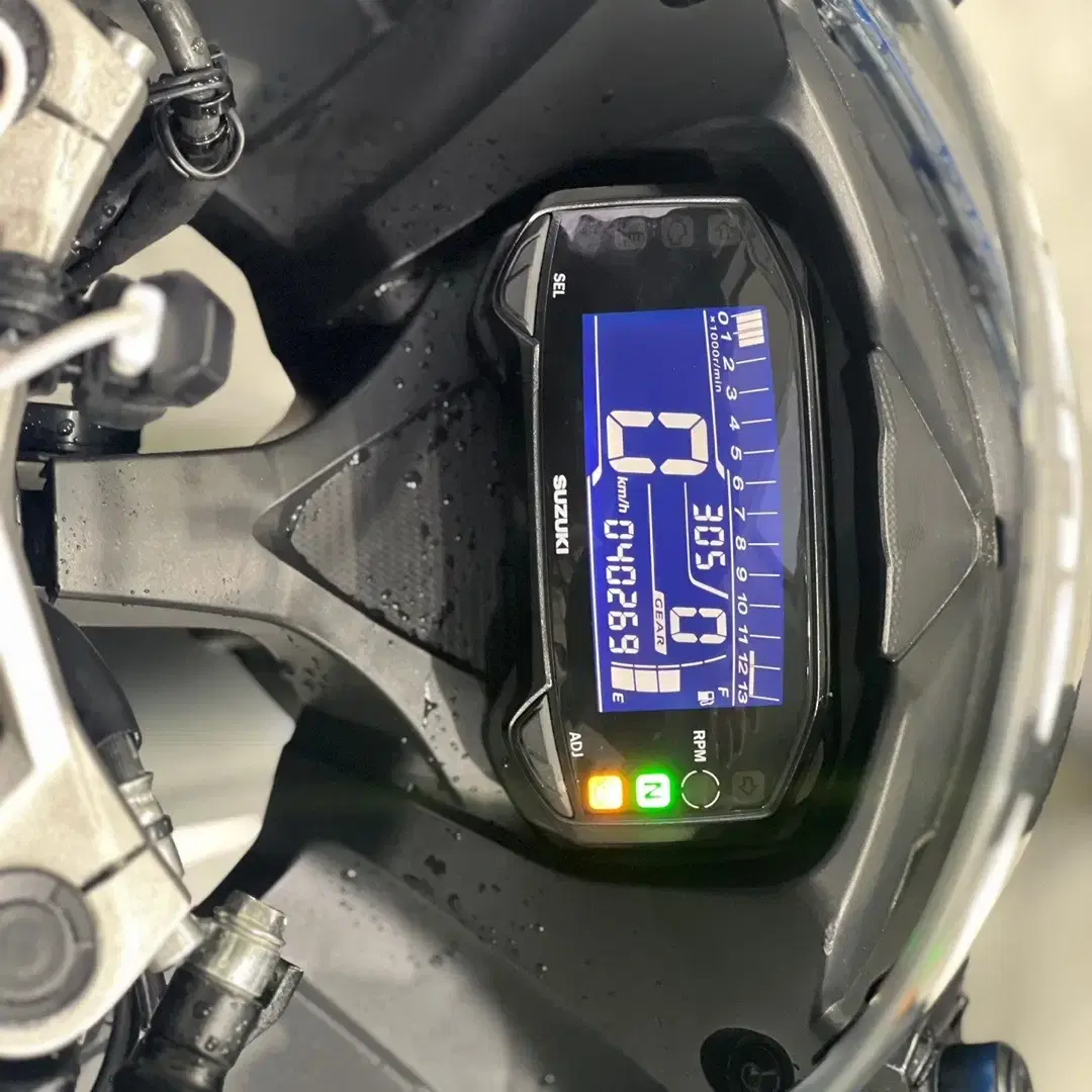 스즈키 gsxr125 2021년식 / 스페셜카울 / 블랙박스 판매합니다