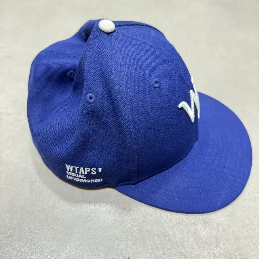 Wtaps 뉴에라 04사이즈