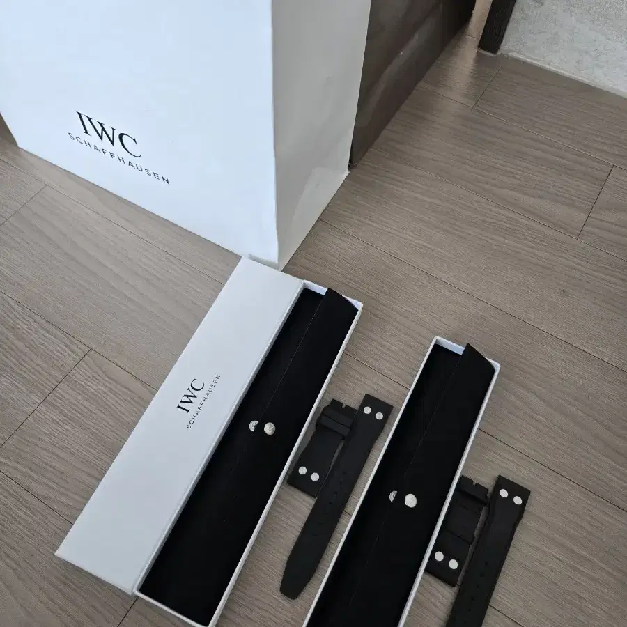 Iwc 빅파일럿43 블랙 판매합니다.