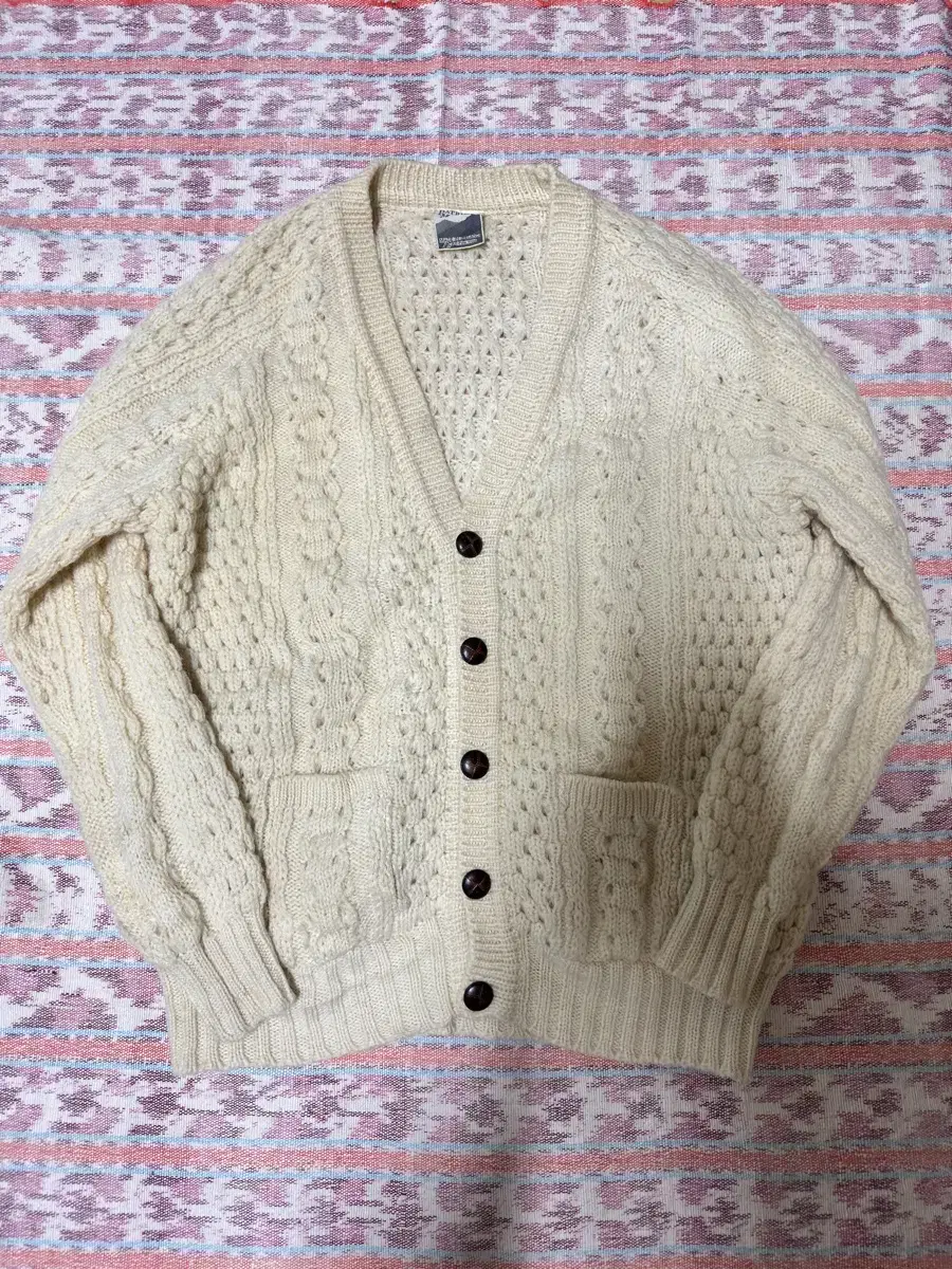 Pure wool knit sweater cadigan