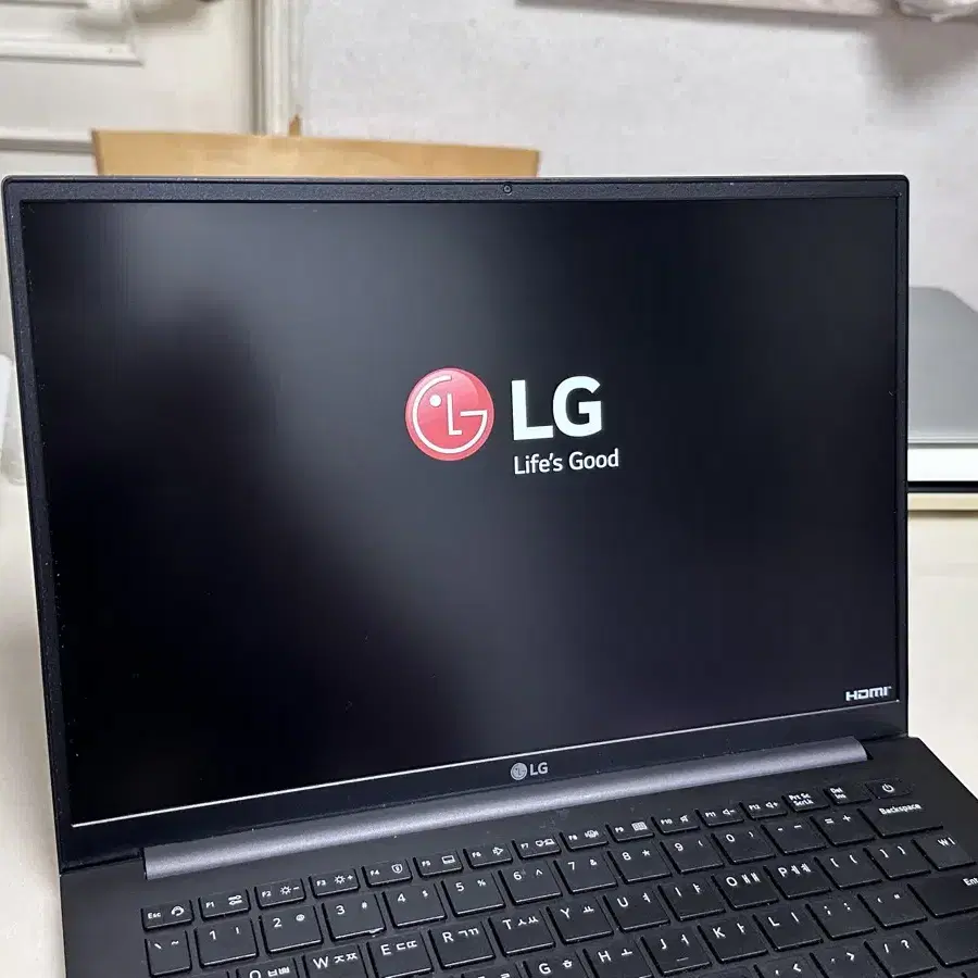 LG 노트북 울트라 PC 엣지 팝니다.