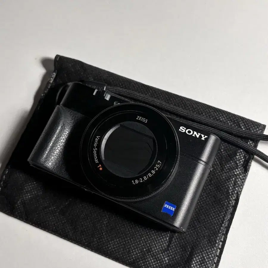 SONY RX100 M4 판매합니다!