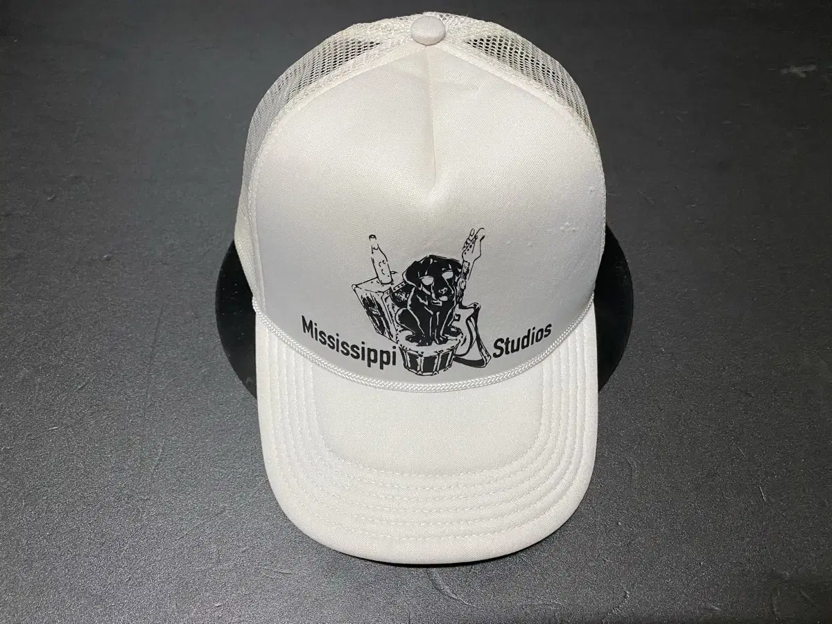 Mississippi vintage trucker cap