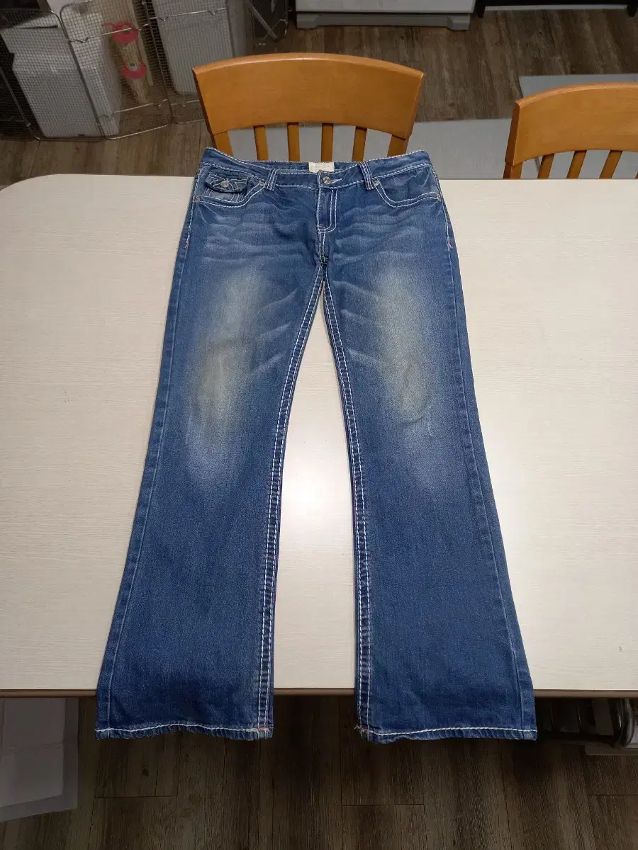 33 JUNDOL JEANS 골반 워싱 스판 부츠컷 33-357