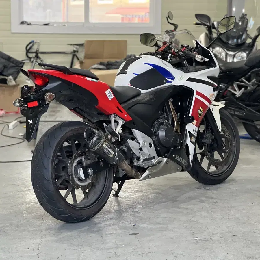 혼다 cbr500r 15년식 판매합니다